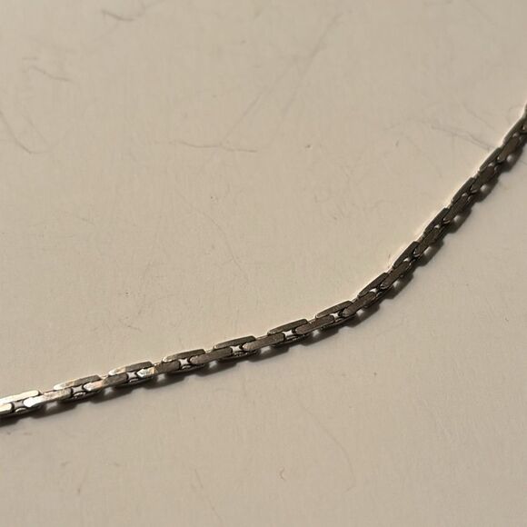 Vintage Silver Tone Chain Necklace 24” - Picture 2 of 3